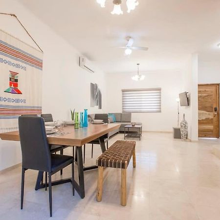 Brand New Townhome With Private Rooftop 라파스 외부 사진