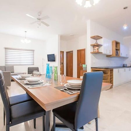 Brand New Townhome With Private Rooftop 라파스 외부 사진
