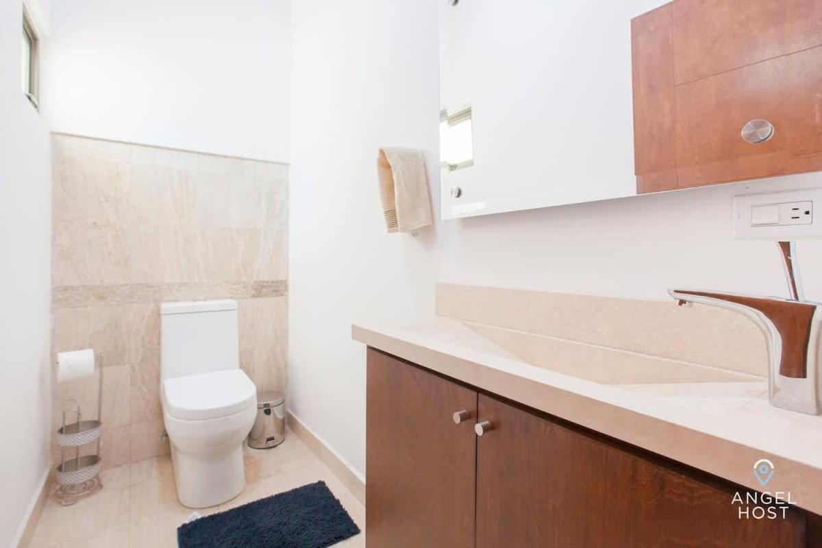 Brand New Townhome With Private Rooftop 라파스 외부 사진