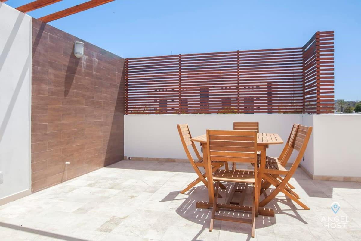 Brand New Townhome With Private Rooftop 라파스 외부 사진