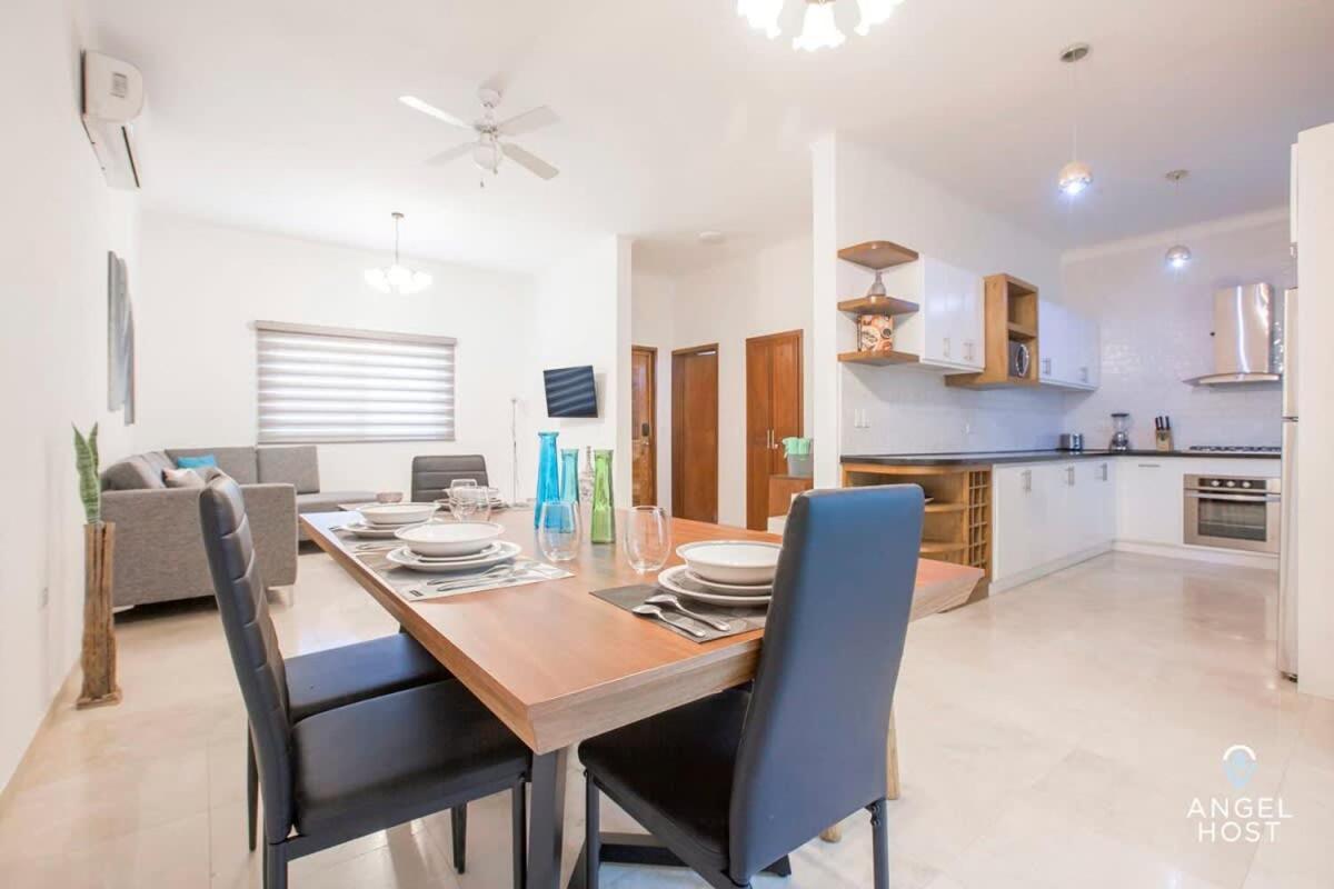 Brand New Townhome With Private Rooftop 라파스 외부 사진
