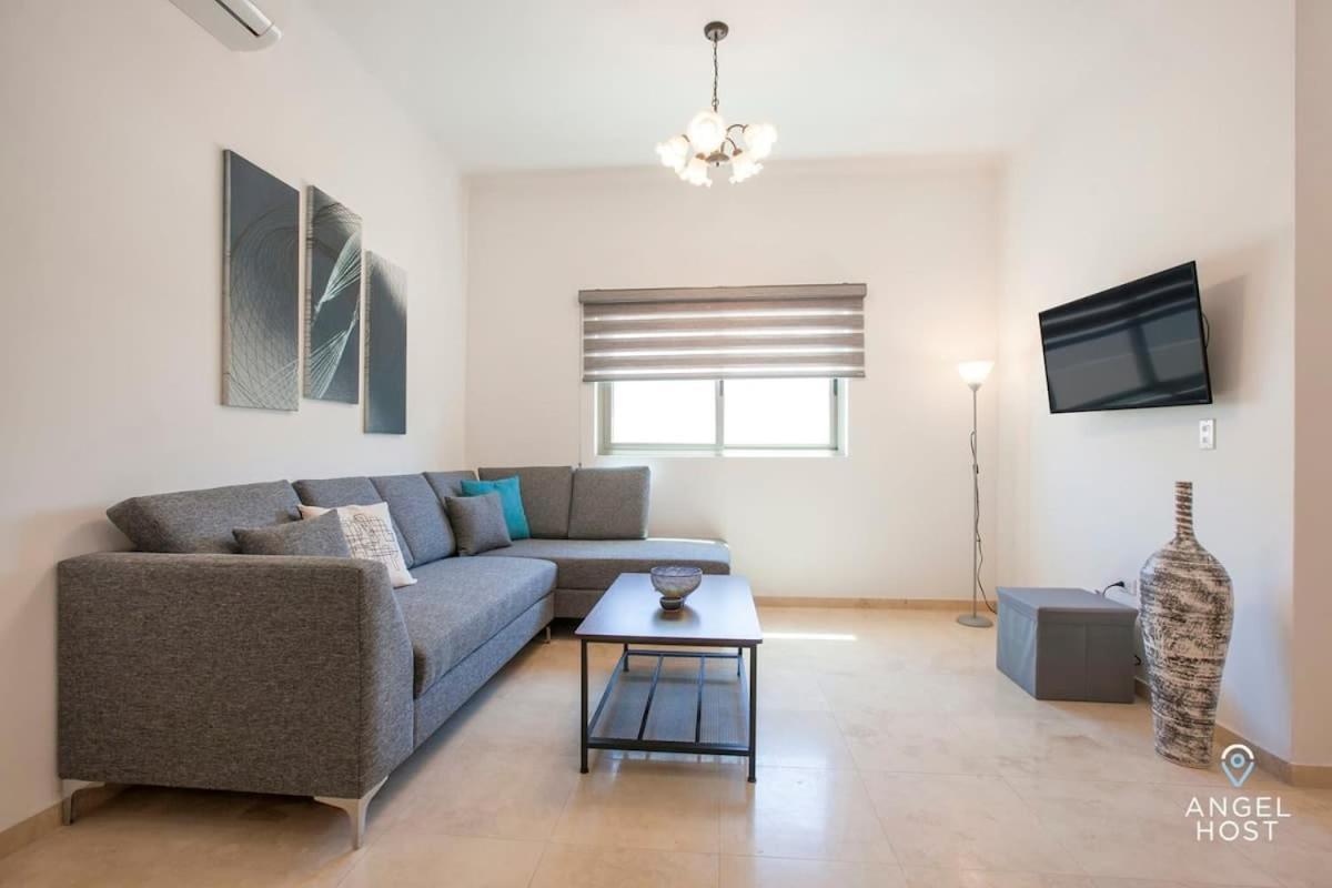 Brand New Townhome With Private Rooftop 라파스 외부 사진